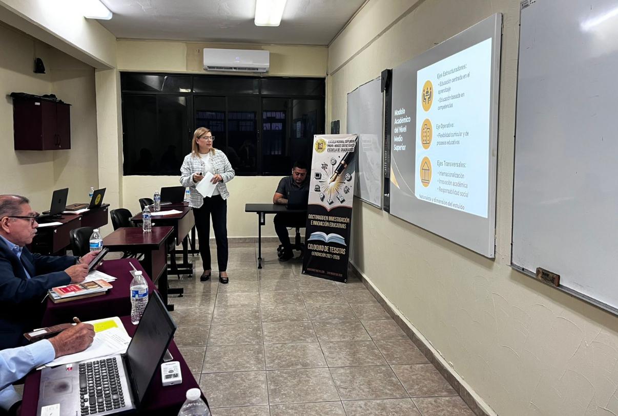 Coloquio de Tesistas